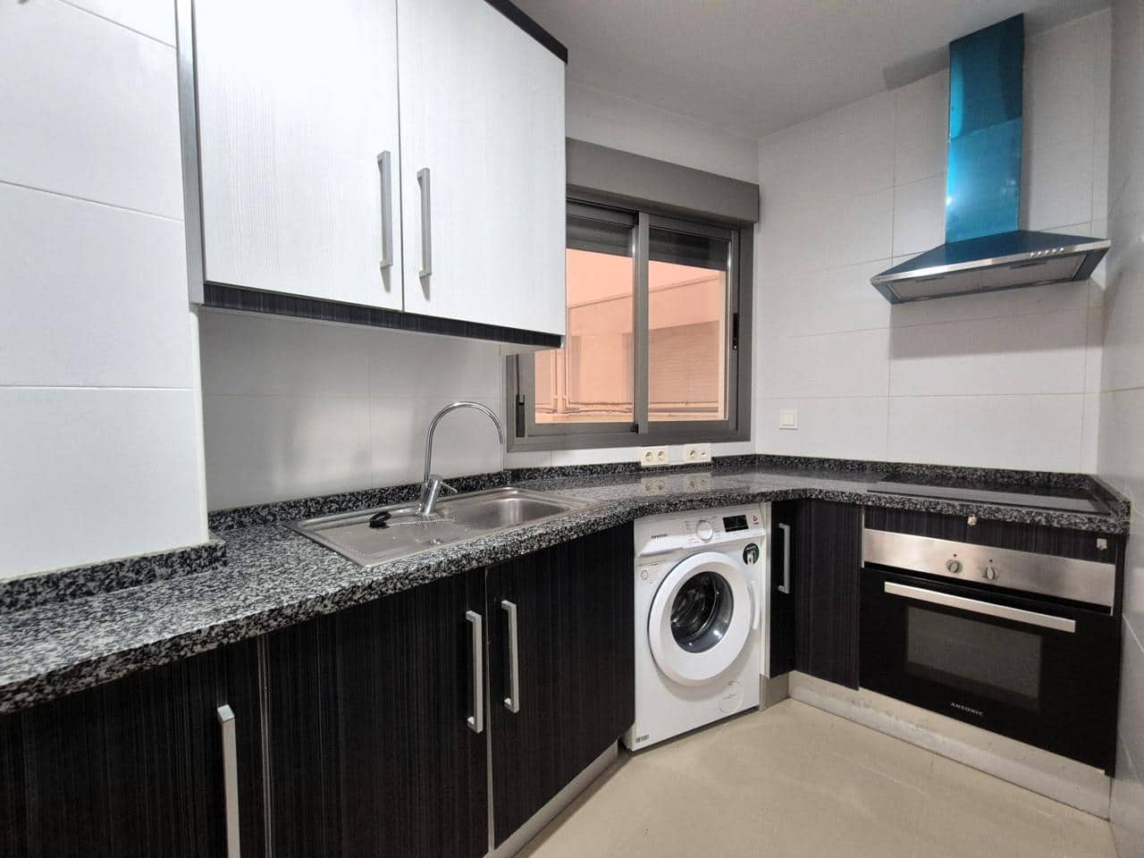 2 sovrum Lägenhet till salu i Guardamar del Segura med garage - 190 000 € (Ref: 10101081)