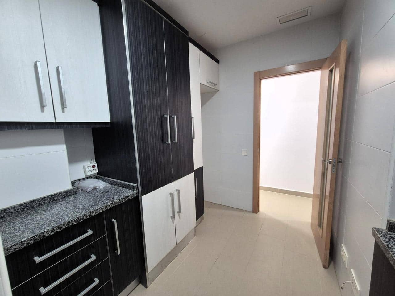 2 sovrum Lägenhet till salu i Guardamar del Segura med garage - 190 000 € (Ref: 10101081)