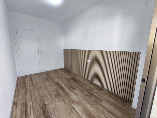 3 bedroom Flat for sale in San Vicente / Sant Vicent del Raspeig - € 179,000 (Ref: 10108634)