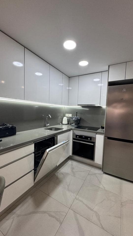 2 makuuhuone Asunto myytävänä paikassa Torrevieja mukana uima-altaan - 192 000 € (Ref: 10110416)