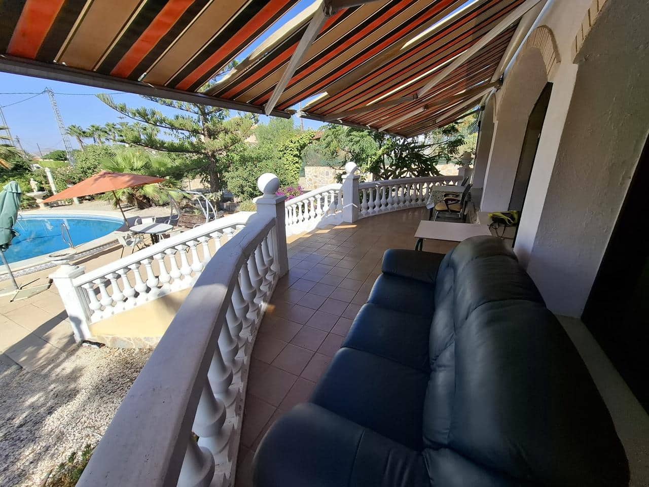 7 soveværelse Villa til salg i Busot med swimmingpool garage - € 386.000 (Ref: 10115996)