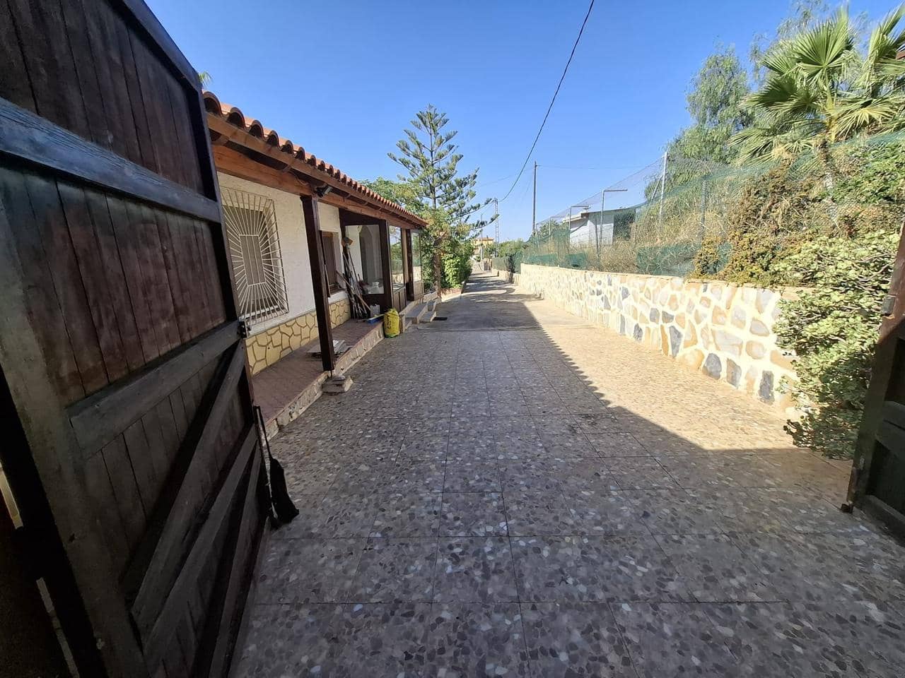 7 soveværelse Villa til salg i Busot med swimmingpool garage - € 386.000 (Ref: 10115996)