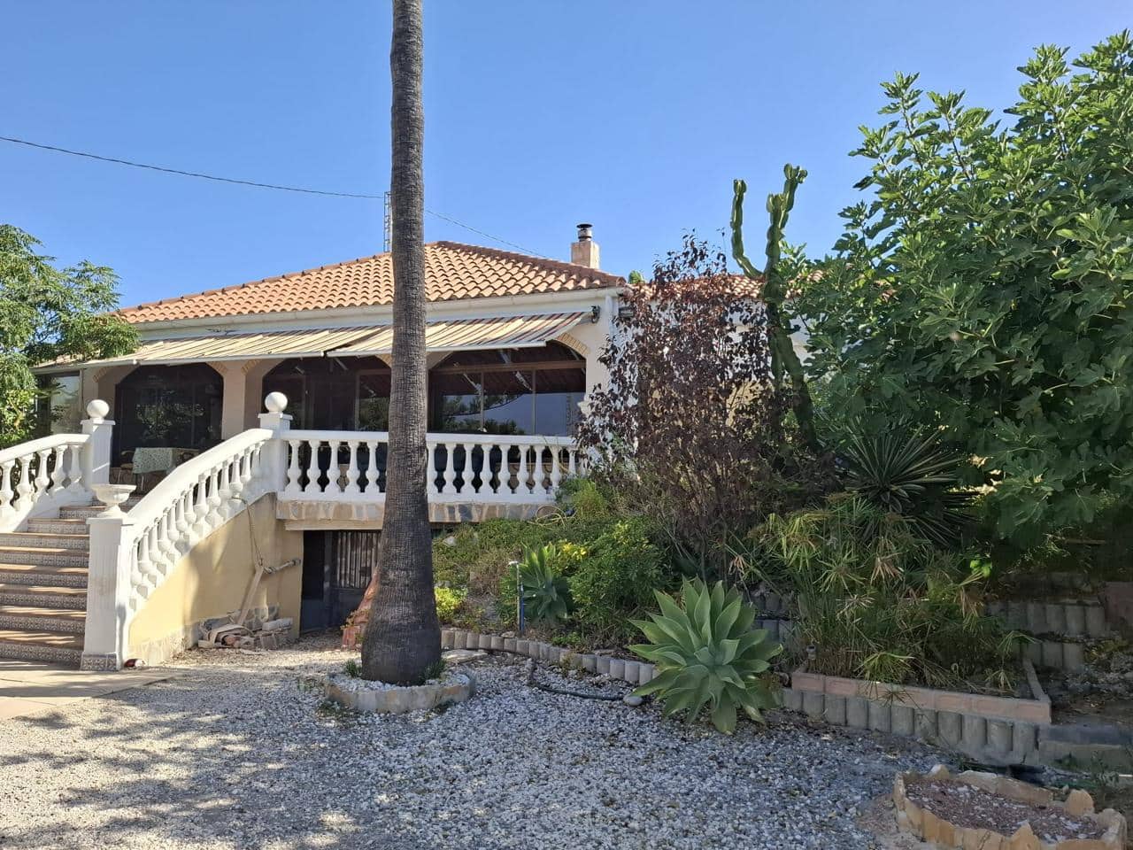7 soveværelse Villa til salg i Busot med swimmingpool garage - € 386.000 (Ref: 10115996)