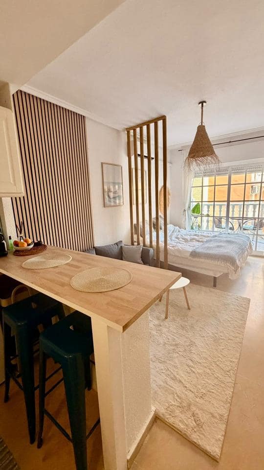 Lejlighed til salg i Torrevieja - € 120.000 (Ref: 10130606)
