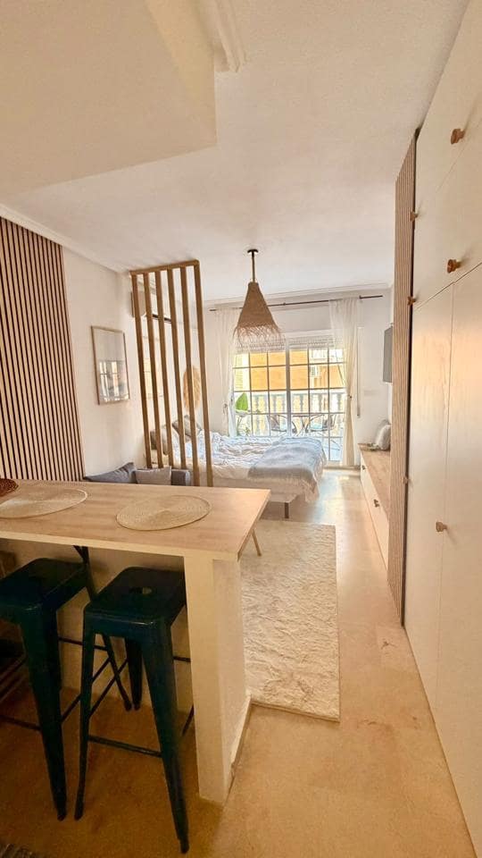 Lejlighed til salg i Torrevieja - € 120.000 (Ref: 10130606)