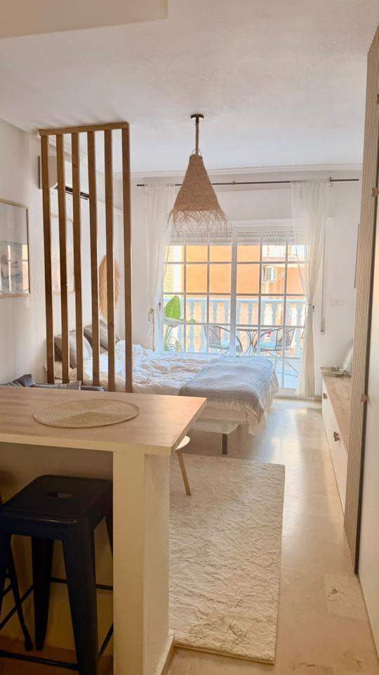 Lejlighed til salg i Torrevieja - € 120.000 (Ref: 10130606)