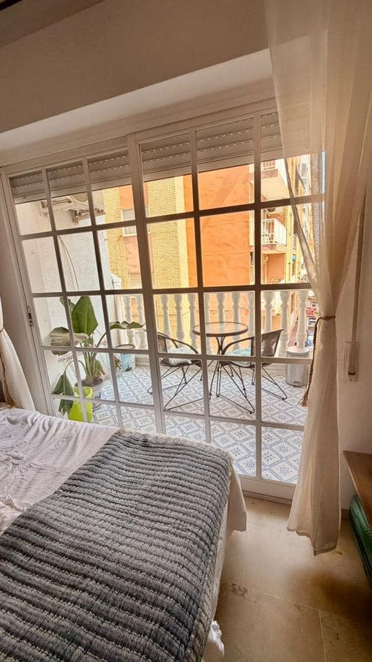 Lejlighed til salg i Torrevieja - € 120.000 (Ref: 10130606)