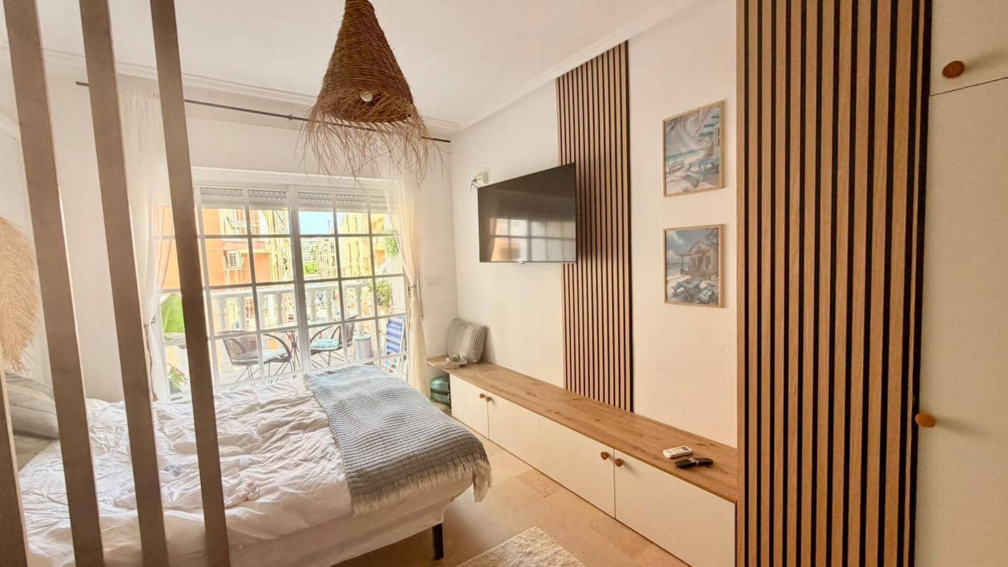 Lejlighed til salg i Torrevieja - € 120.000 (Ref: 10130606)