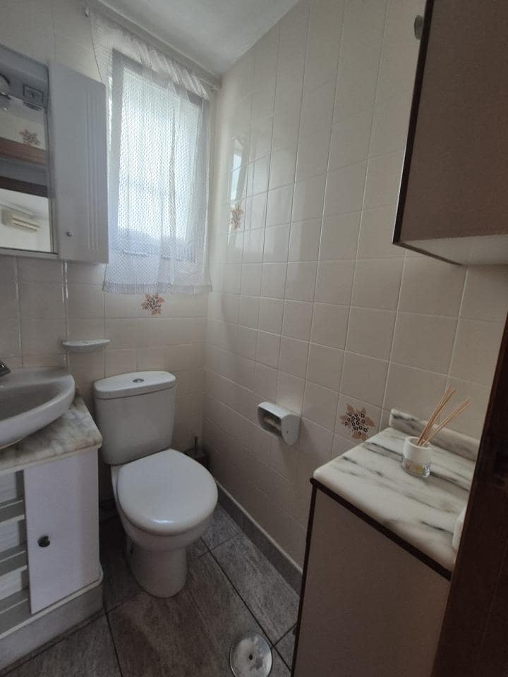 3 slaapkamer Flat te huur in Alicante stad met garage - € 1.400 (Ref: 10135215)