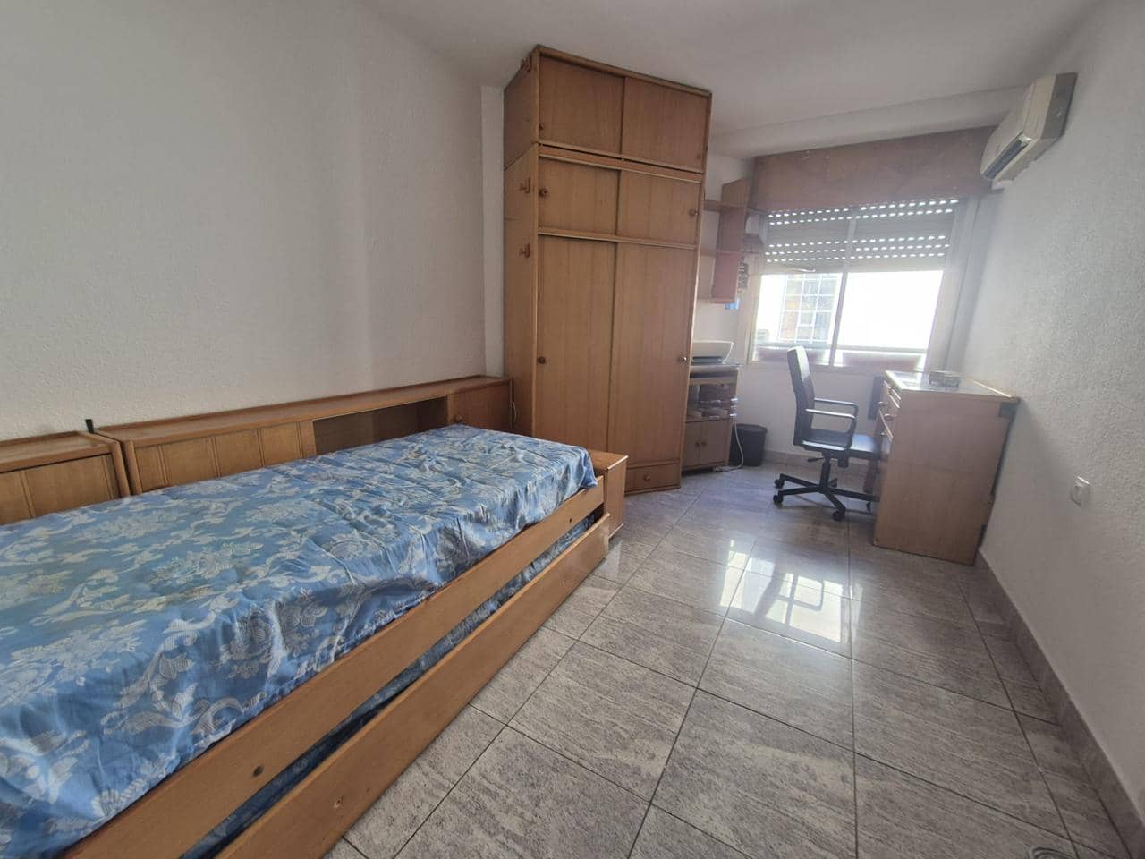 3 slaapkamer Flat te huur in Alicante stad met garage - € 1.400 (Ref: 10135215)