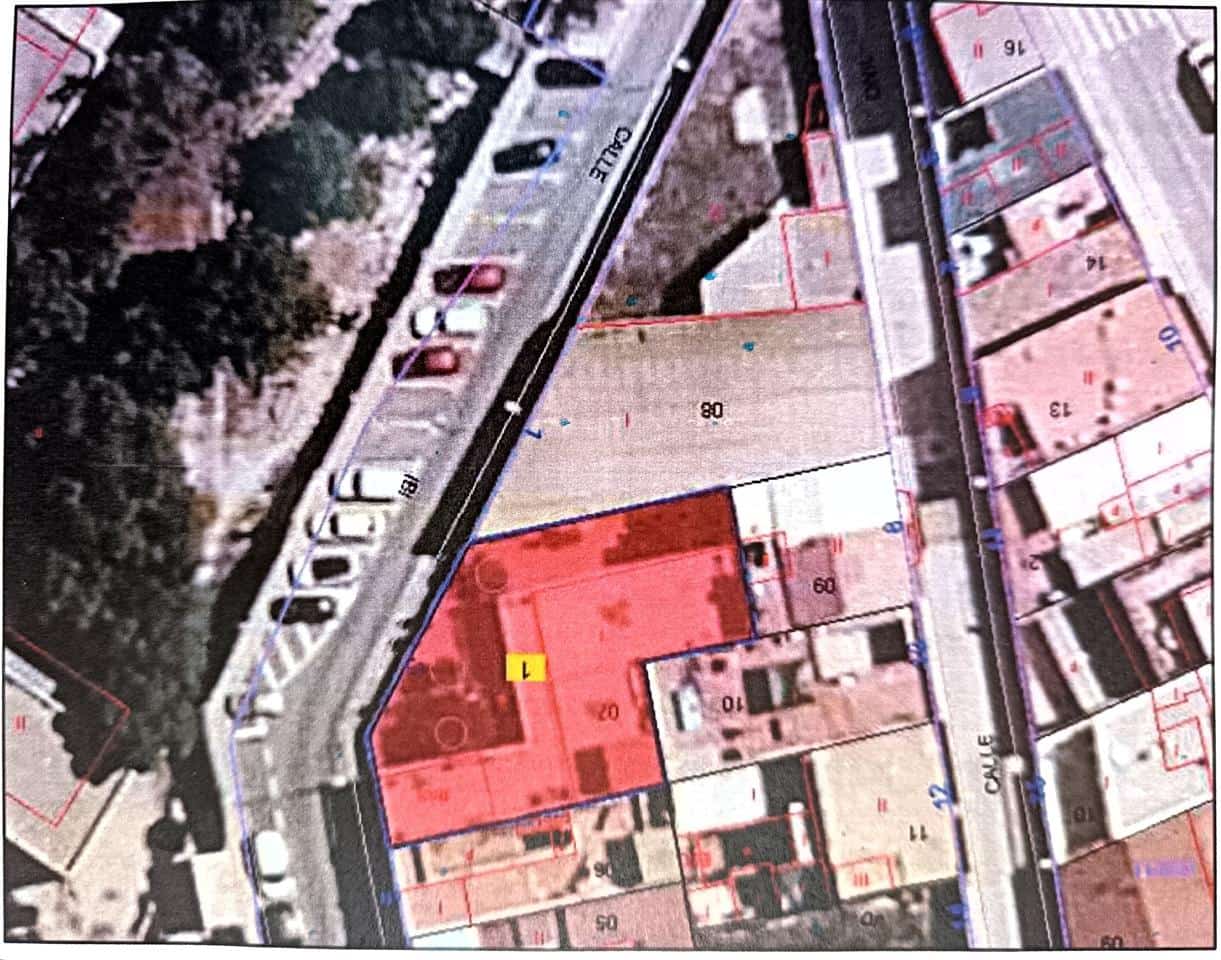 Ubebygd land til salgs i Alicante by - € 1 200 000 (Ref: 10141404)