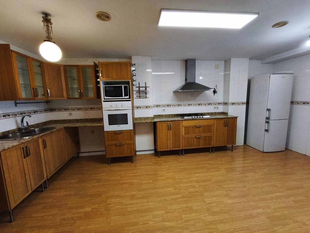 4 soveværelse Lejlighed til salg i Alicante by med garage - € 750.000 (Ref: 10154085)