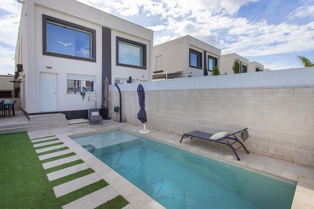 2 soverom Villa til salgs i Monte y Mar, Santa Pola med svømmebasseng garasje - € 440 000 (Ref: 10157023)