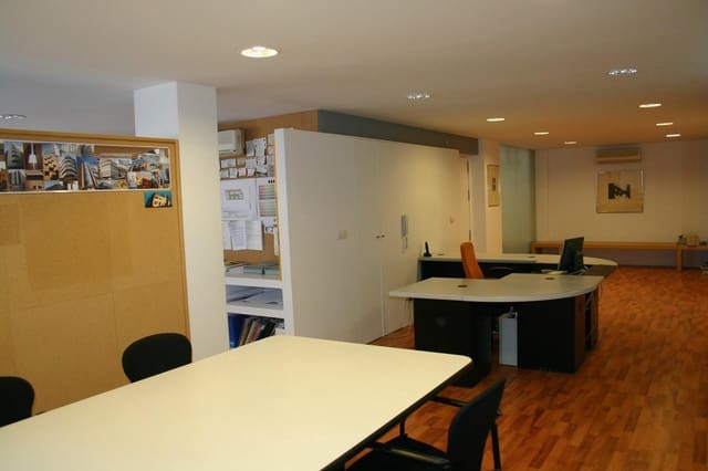 3 makuuhuone Toimisto vuokrattavana paikassa San Antón, Alicante kaupunki mukana 
autotalli - 1 000 € (Ref: 10158429)