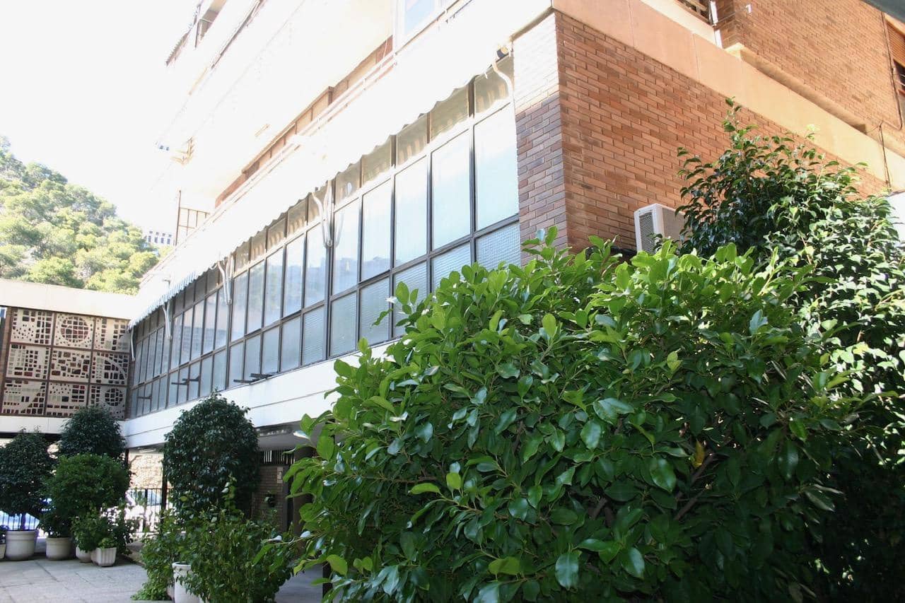 3 makuuhuone Toimisto vuokrattavana paikassa Alicante kaupunki mukana 
autotalli - 1 000 € (Ref: 10158429)