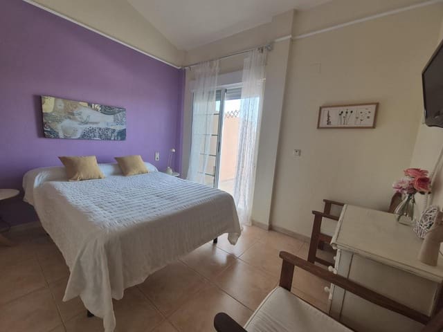 2 soverom Villa til salgs i Novamar - Mediterráneo, Santa Pola med svømmebasseng garasje - € 259 000 (Ref: 10160768)