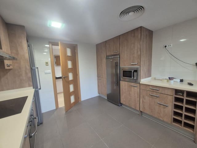 2 chambre Appartement à vendre à Vistahermosa, Alicante ville avec piscine garage - 475 000 € (Ref: 10160808)