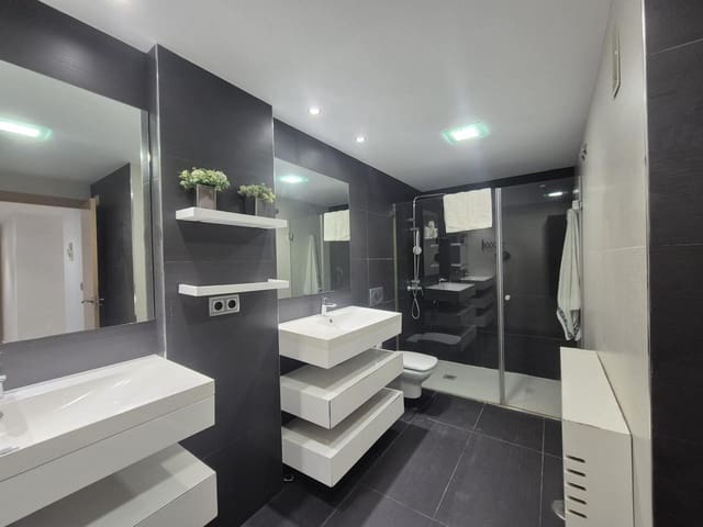 3 chambre Appartement à vendre à Vistahermosa, Alicante ville avec piscine garage - 435 000 € (Ref: 10160888)