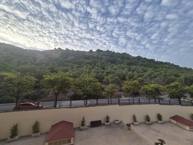 3 chambre Appartement à vendre à Vistahermosa, Alicante ville avec piscine garage - 435 000 € (Ref: 10160888)