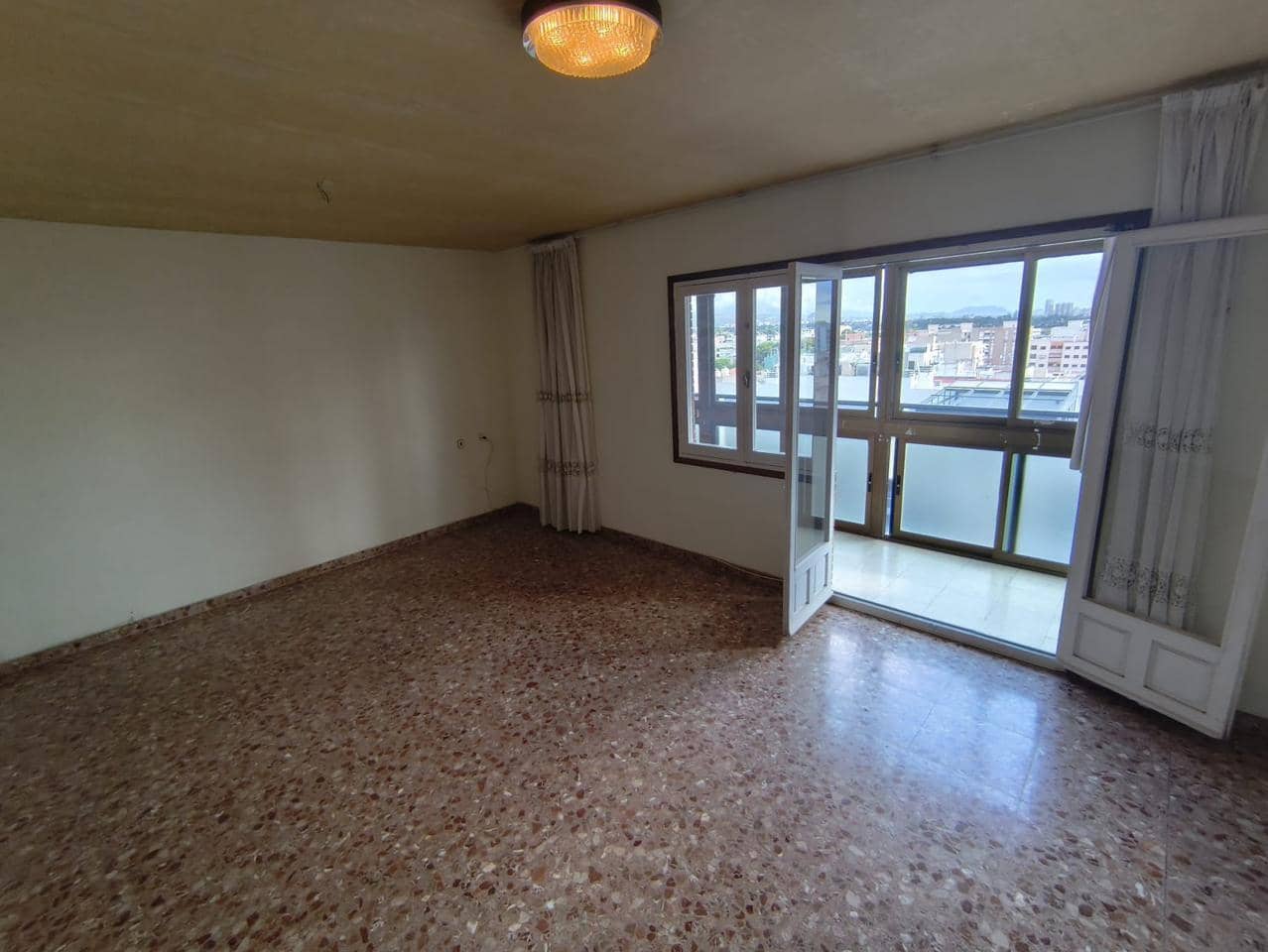 4 bedroom Flat for sale in San Juan de Alicante / Sant Joan d'Alacant - € 390,000 (Ref: 10163216)