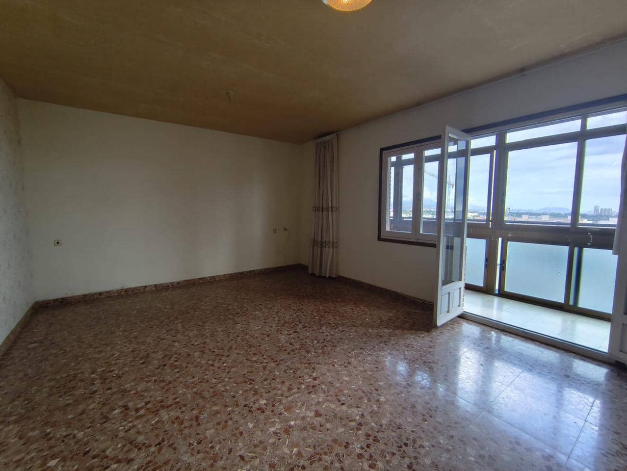 4 bedroom Flat for sale in San Juan de Alicante / Sant Joan d'Alacant - € 390,000 (Ref: 10163216)