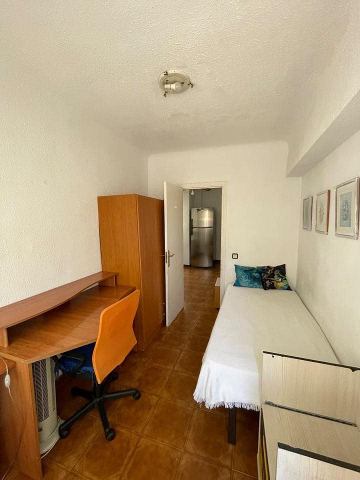 Piso de 3 habitaciones en Alicante / Alacant ciudad en venta - 150.000 € (Ref: 10171594)