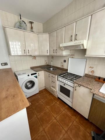 3 soveværelse Lejlighed til salg i Carolinas Altas, Alicante by - € 145.000 (Ref: 10171594)