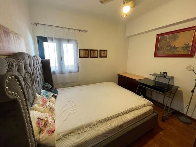 3 soveværelse Lejlighed til salg i Carolinas Altas, Alicante by - € 145.000 (Ref: 10171594)