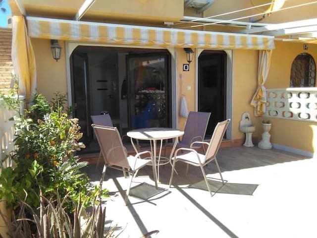 2 soverom Villa til leie i El Campello med svømmebasseng garasje - € 1 350 (Ref: 10181959)