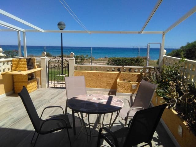 2 soverom Villa til leie i El Campello med svømmebasseng garasje - € 1 350 (Ref: 10181959)