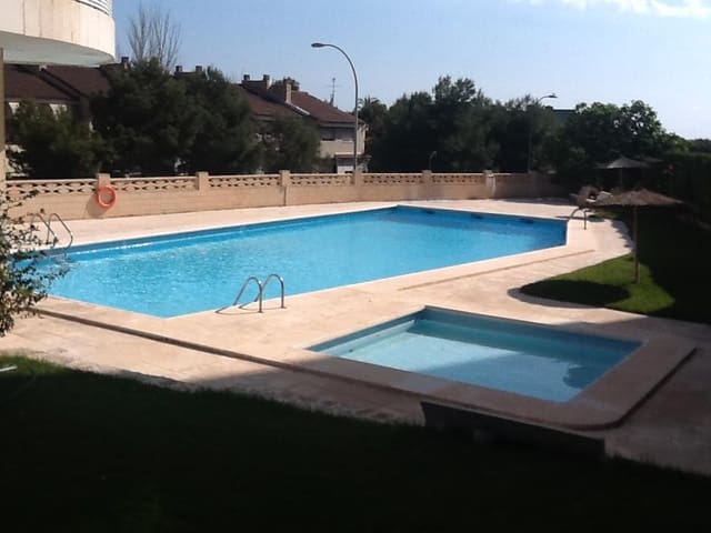 4 slaapkamer Bungalow te koop in Cabo de las Huertas, Alicante stad met zwembad - € 549.000 (Ref: 10183451)