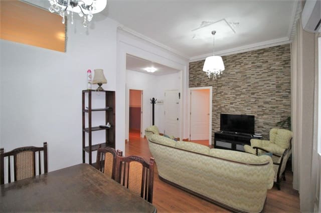 3 bedroom Flat for sale in Barrio del Centro, Alicante / Alacant city - € 289,000 (Ref: 5392450)