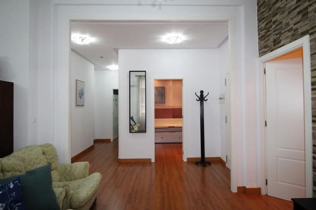 3 bedroom Flat for sale in Barrio del Centro, Alicante / Alacant city - € 289,000 (Ref: 5392450)