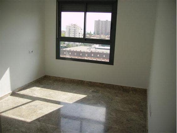 3 bedroom Flat for rent in Alicante / Alacant city with pool garage - € 1,450 (Ref: 5938451)