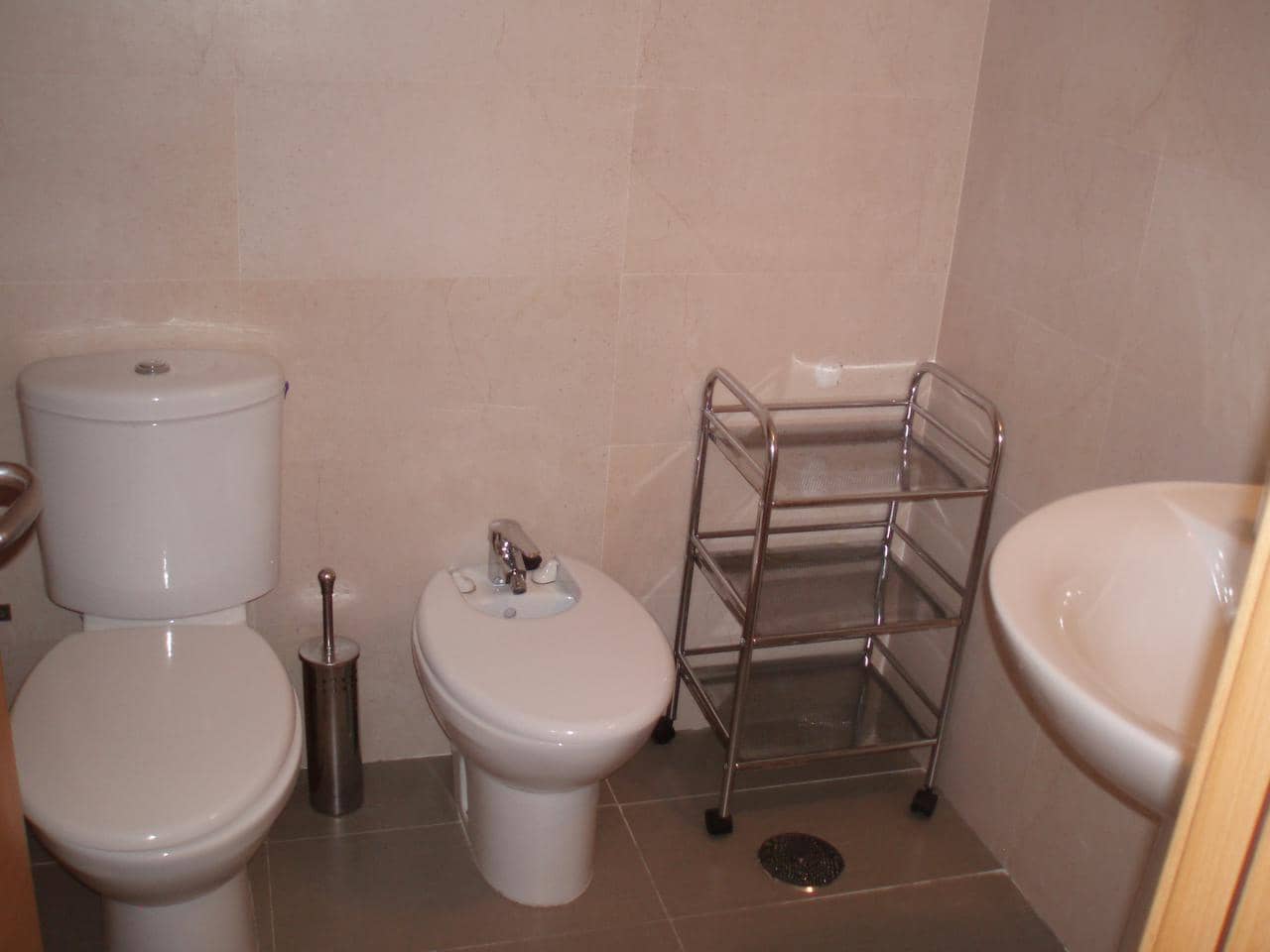 3 bedroom Flat for rent in Alicante / Alacant city with pool garage - € 1,450 (Ref: 5938451)