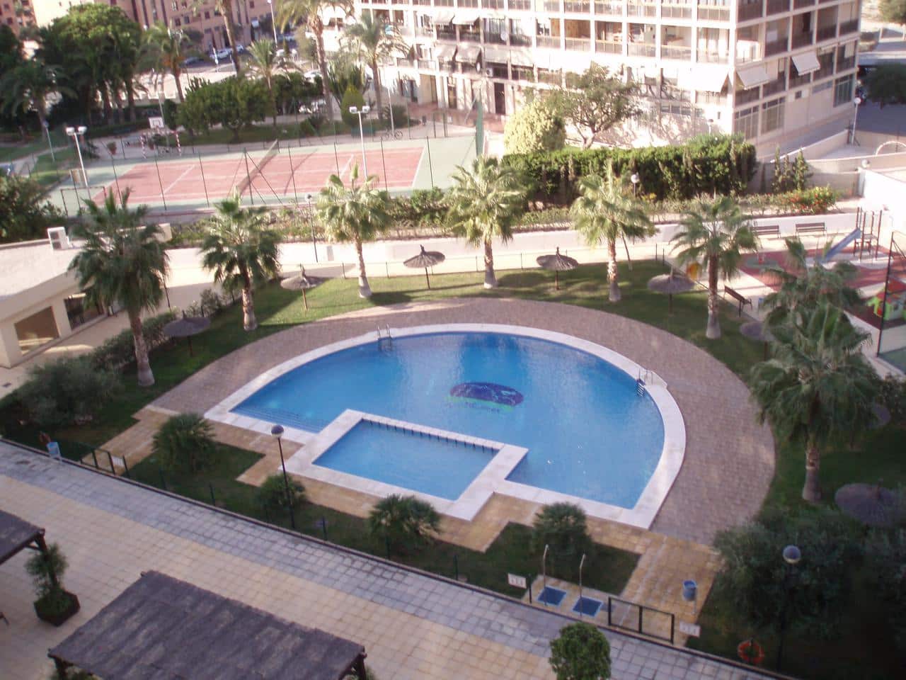 3 bedroom Flat for rent in Alicante / Alacant city with pool garage - € 1,450 (Ref: 5938451)