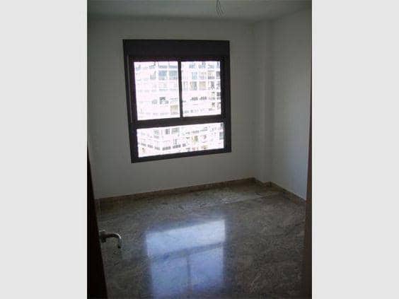 3 bedroom Flat for rent in Alicante / Alacant city with pool garage - € 1,450 (Ref: 5938451)