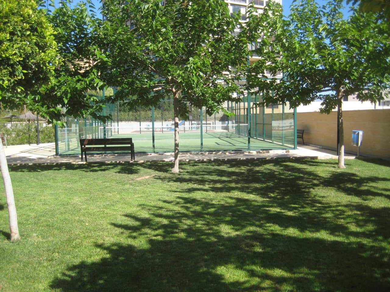 3 bedroom Flat for rent in Alicante / Alacant city with pool garage - € 1,450 (Ref: 5938451)