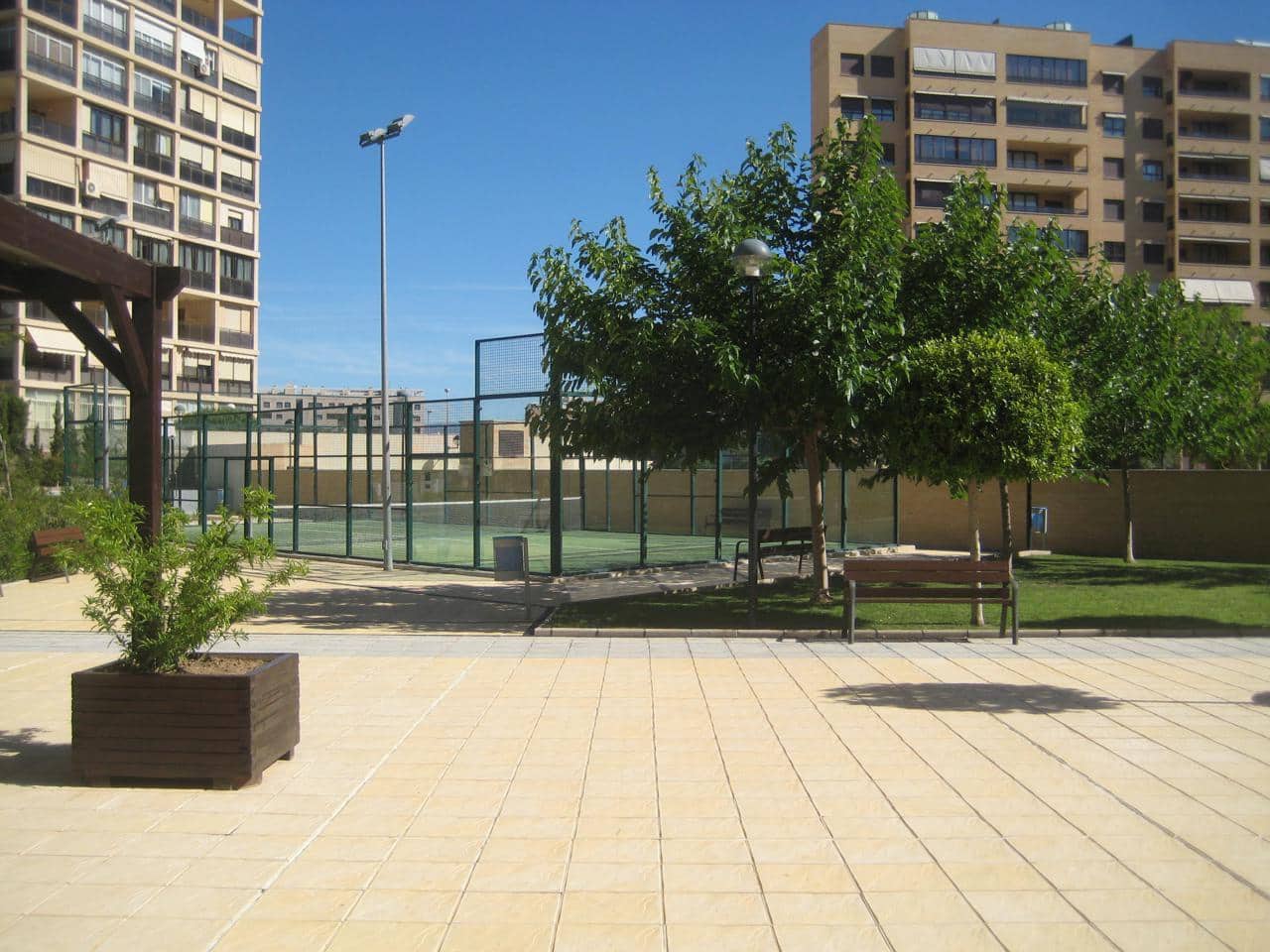 3 bedroom Flat for rent in Alicante / Alacant city with pool garage - € 1,450 (Ref: 5938451)
