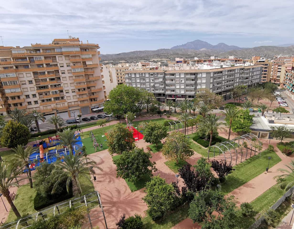 2 soverom Leilighet til salgs i El Campello med svømmebasseng garasje - € 325 000 (Ref: 6085089)