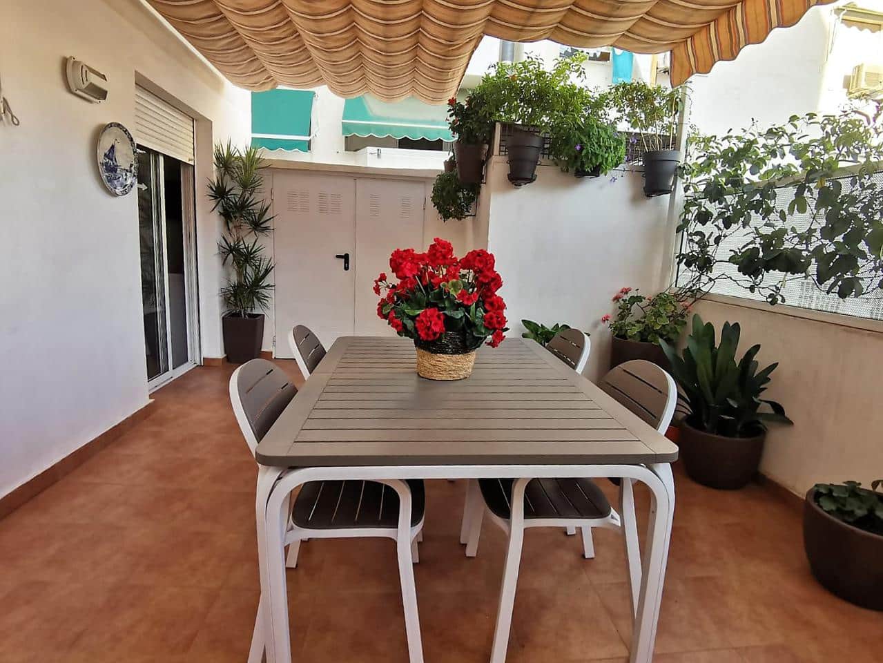 4 Zimmer Wohnung zu verkaufen in Alicante / Alacant Stadt mit Garage - 430.000 € (Ref: 6364041)
