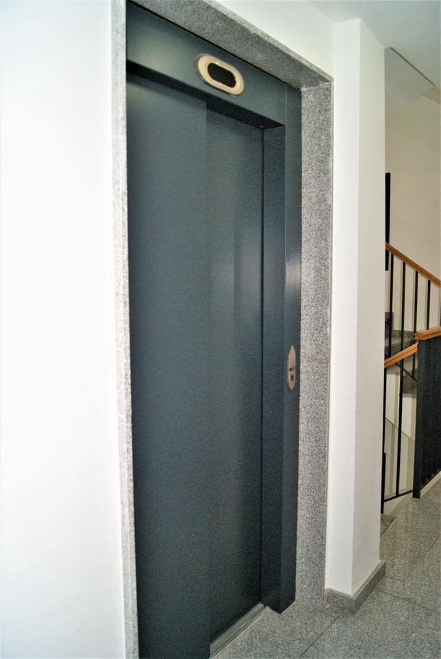 2 makuuhuone Asunto vuokrattavana paikassa San Juan de Alicante / Sant Joan d'Alacant mukana uima-altaan - 1 200 € (Ref: 6503745)