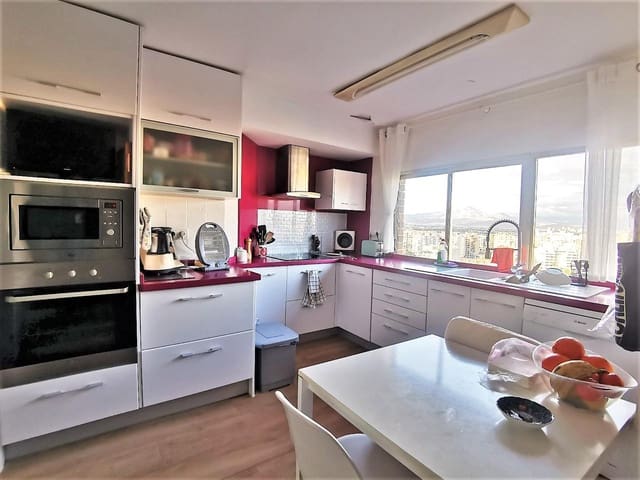 4 chambre Appartement à vendre à Cabo de las Huertas, Alicante ville avec piscine garage - 625 000 € (Ref: 6598620)