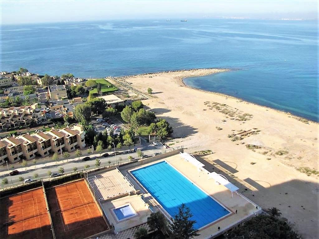 Piso de 4 habitaciones en Cabo de las Huertas en venta con piscina garaje - 625.000 € (Ref: 6598620)