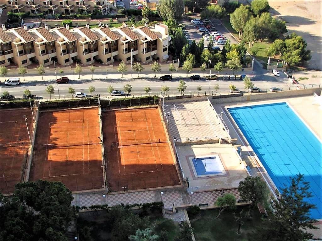 Piso de 4 habitaciones en Cabo de las Huertas en venta con piscina garaje - 625.000 € (Ref: 6598620)