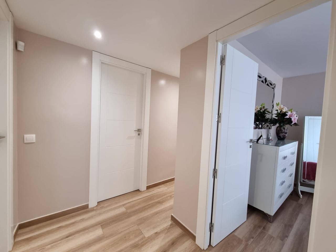 4 makuuhuone Asunto myytävänä paikassa Alicante kaupunki mukana 
autotalli - 525 000 € (Ref: 7090561)