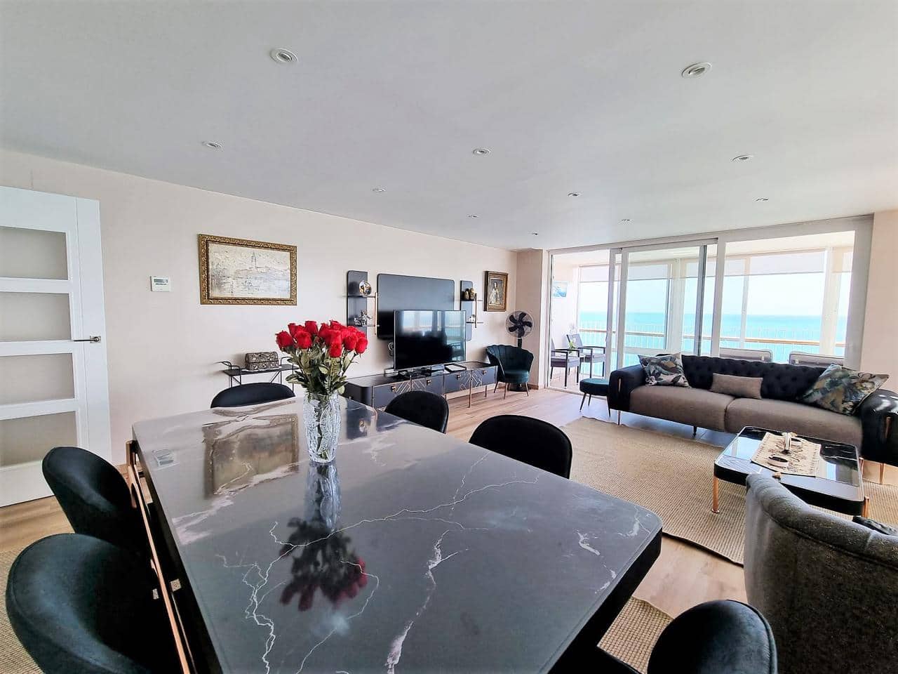 4 makuuhuone Asunto myytävänä paikassa Alicante kaupunki mukana 
autotalli - 525 000 € (Ref: 7090561)