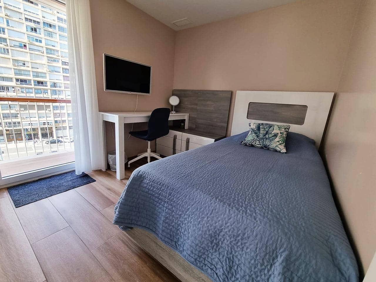 4 makuuhuone Asunto myytävänä paikassa Alicante kaupunki mukana 
autotalli - 525 000 € (Ref: 7090561)