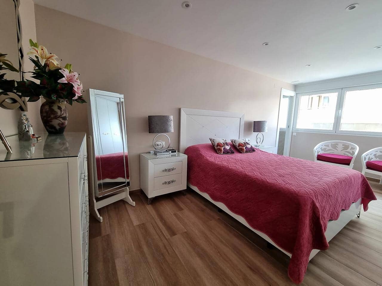 4 makuuhuone Asunto myytävänä paikassa Alicante kaupunki mukana 
autotalli - 525 000 € (Ref: 7090561)