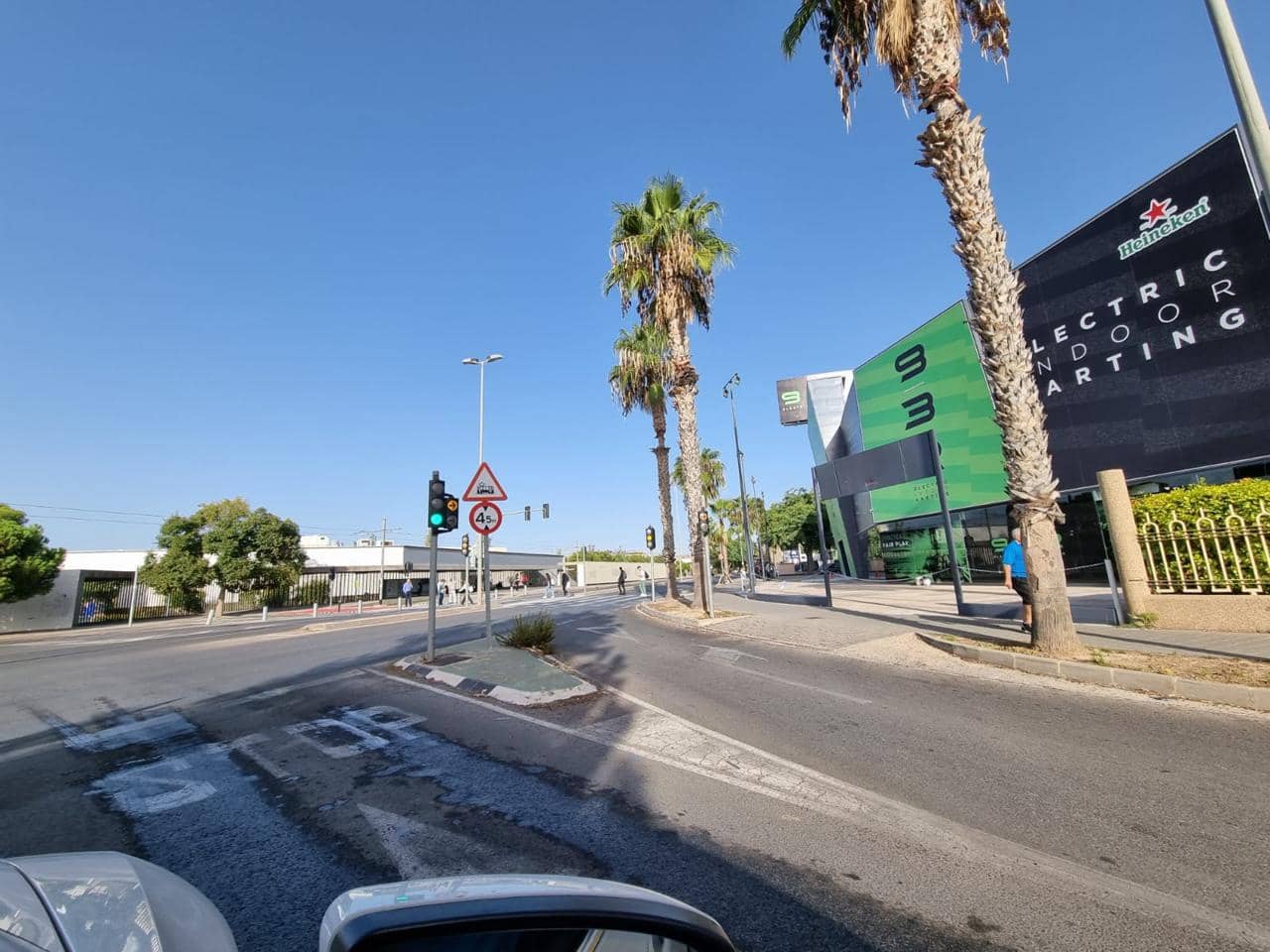 Grunde uden byggetilladelser til salg i San Vicente / Sant Vicent del Raspeig - € 2.200.000 (Ref: 7135489)